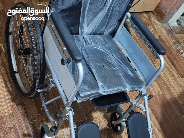 عربيات معاقين مع السرير والحمام درجه اولى  ويوجد لدينا جميع مستلزمات المعاقين