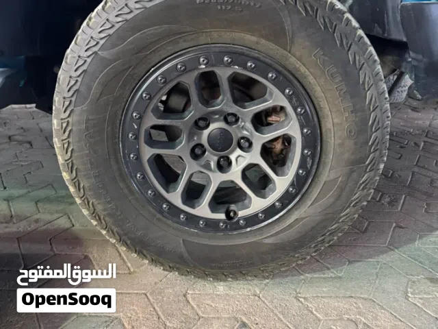 رنجات اصليات مستعملة 17 بوصة للجيب روبيكون 392 بحالة جيدة جدا