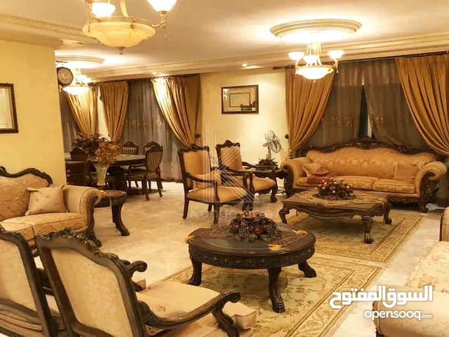280 m2 4 Bedrooms Apartments for Sale in Amman Khalda