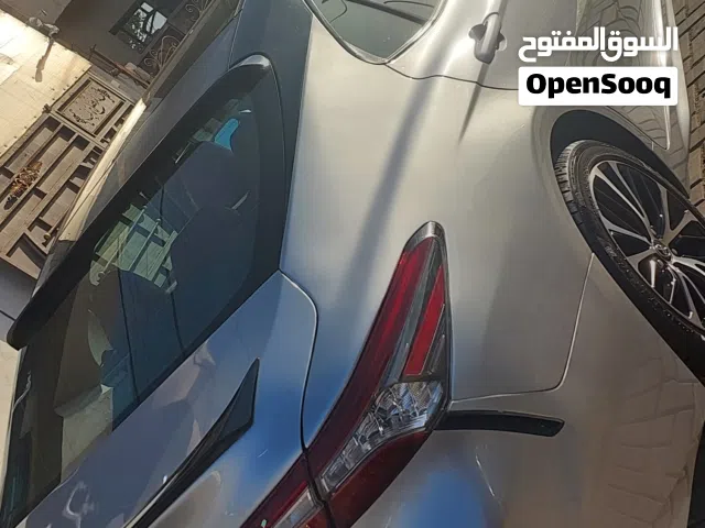 كامري موديل 18 فئة xse وارد امريكي ماشية 57 ميل بغداد بأسمي شرط تحويل بيها قطعتين صبغ بجم كبس