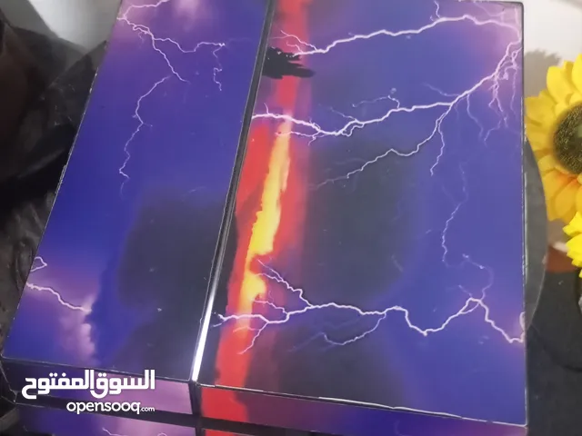 بلايستيشن 4 للبيع شغال 100%مع كل وصلاته +4ايدين+سيدي فيفا 2016+سيدي جي تي اي 5