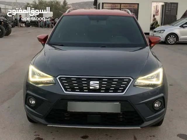 ارونا سيات