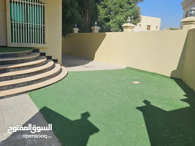 4000 ft² 5 Bedrooms Villa for Rent in Ajman Al Mwaihat