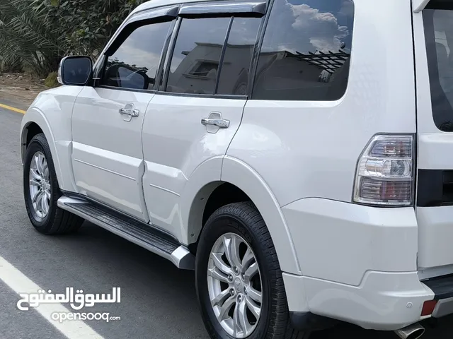 رنجات واطارات باجيرو 18 انش للبيع