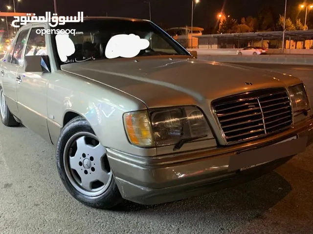 مرسيدس بطه موديل 85 محدثه لا 95 للبيع