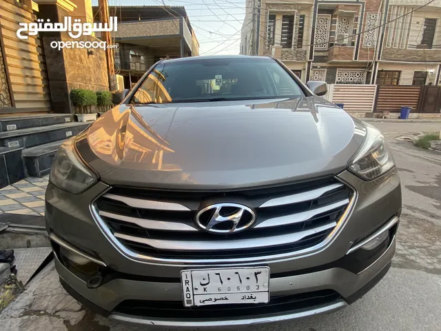 Hyundai Santa Fe 2017 in Baghdad