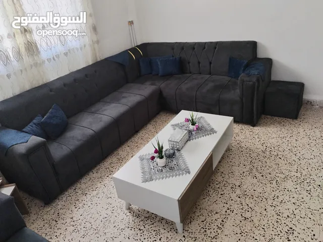 طقم كنب 8 مقاعد مع طاولة