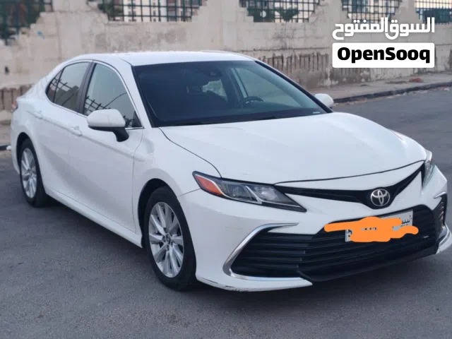 السلام عليكم تويوتا كامري موديل 2019 اللون ابيض