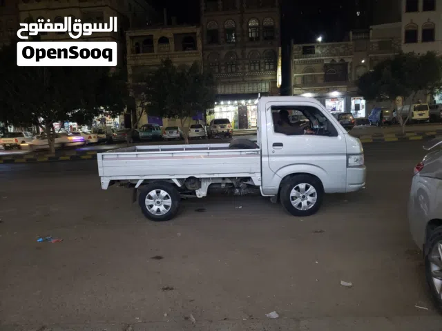 جنوط (طاوات ) كروم وكاله لاصحاب السيارات نوع هيلوكس سنجل والباصات النهاء والباصات الديهاستوا والهيس