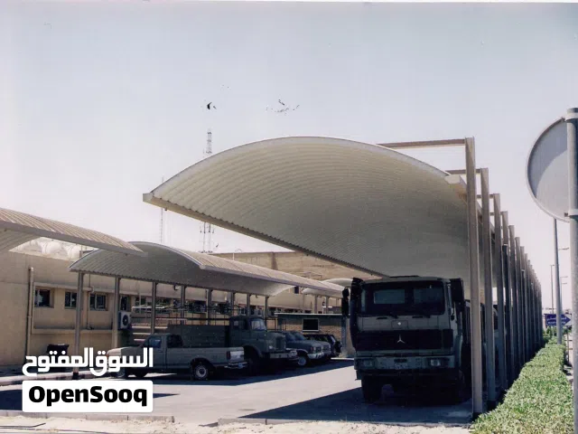 اعمال مظلات السيارات لدينا جميع الاشكال