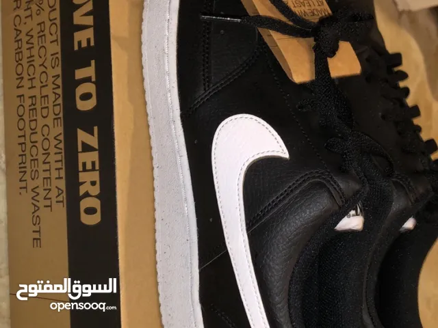44.5 Sport Shoes in Kuwait City