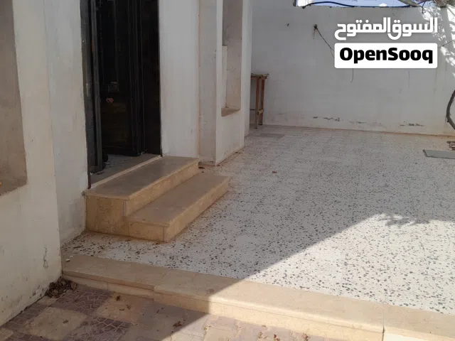 90 m2 3 Bedrooms Townhouse for Rent in Tripoli Tajura