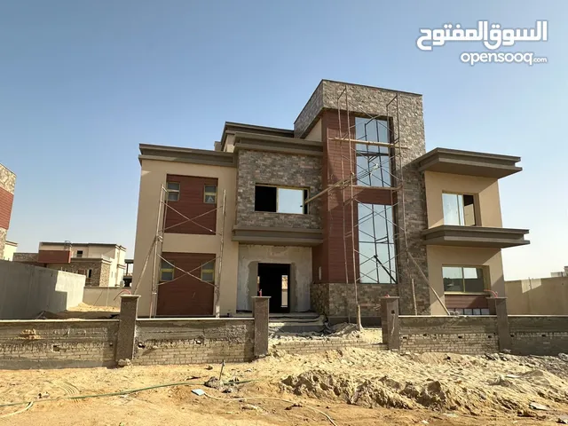 200 m2 4 Bedrooms Villa for Sale in Cairo First Settlement