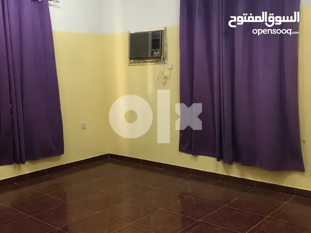 360 m2 4 Bedrooms Apartments for Rent in Al Sharqiya Ibra