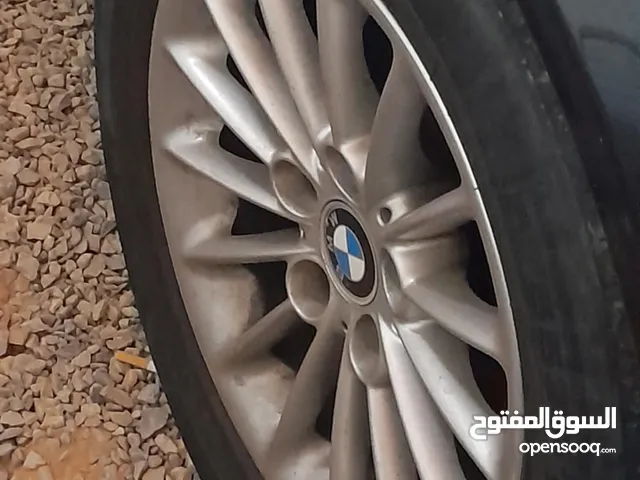 ديسكوات خامسه لبيع تلاته ديسكوات معهم قوامات واحده طيبه وبقي نص عمر