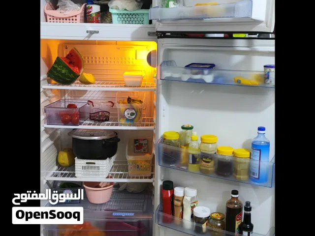 ثلاجه ومجمده للبيع