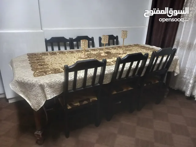 طاولة سفرة مستعمله للبيع