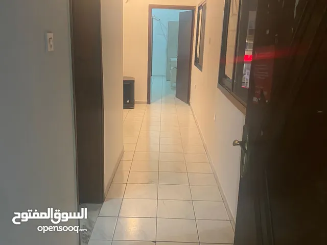 استديو مفروش في الشارقه القاسميه المحطة خلف ميجا مول ايجار شهري