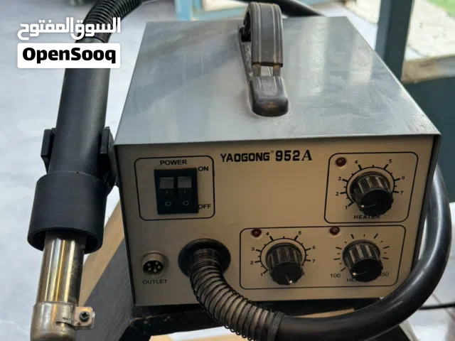 ادوات صيانه تلفونات للبيع ( بور سبلاي مختبري و هيد جان و جهاز فصل الشاشات  وبساط صيانة سيليكون حراري