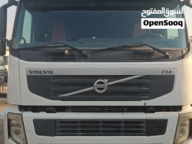 Volvo 390 FM Model 2014  4X2   Truck