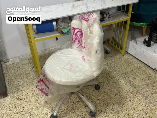 ميز اكرلك مع كراسي 2 استول  نظيفات