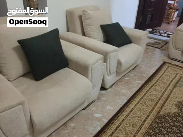 صالون تركي كنبتين و كرسييين استعمال جديد