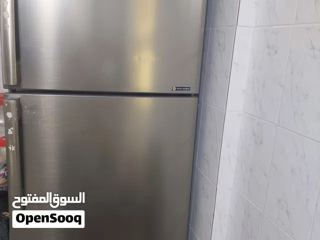 ثلاجة سامسونج 26 قدم بحالة ممتازة للبيع بداعي السفر  A refrigerator Samsung 26 feet in an excellent