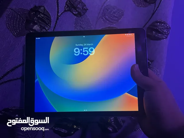Apple iPad 5 32 GB in Baghdad