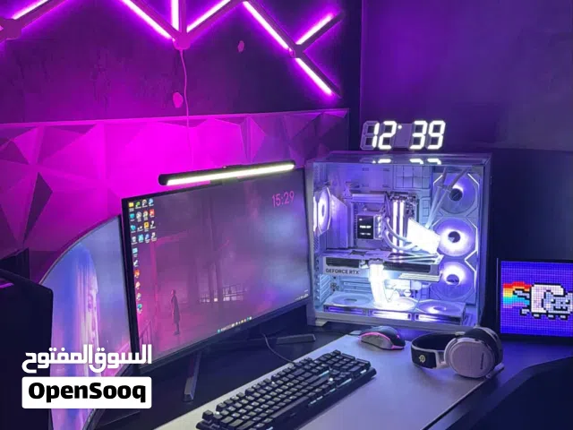 Fully white custom built pc