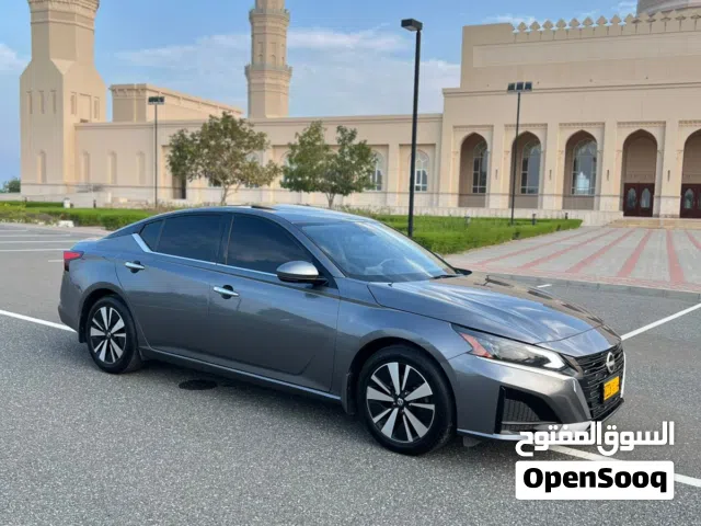 2019 نيسان التيما SV