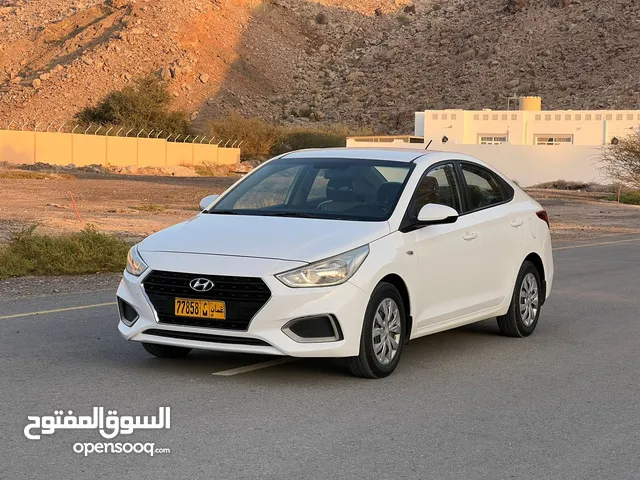 Used Hyundai Accent in Al Dakhiliya