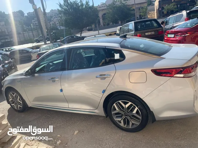 Sedan Kia in Amman