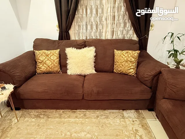 كنبتين ايكيا بحاله جيده جدا