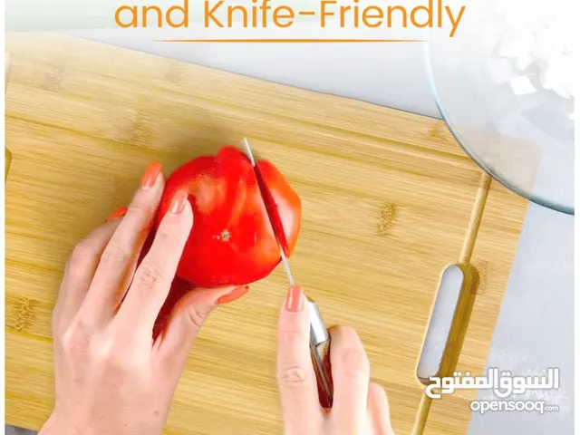 طقم ألواح التقطيع من **NEXA** المصنوع من الخيزران – لوح تقطيع طبيعي من الخيزران **مع 3 أدوات مطبخ**.