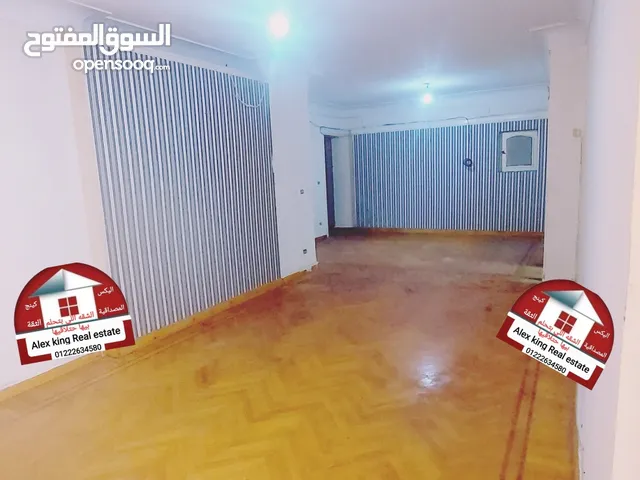 172 m2 4 Bedrooms Apartments for Sale in Alexandria Bolkly