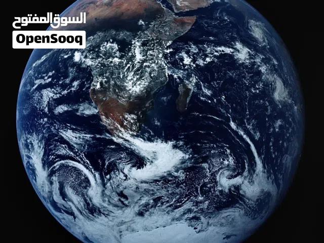 آيباد 12.9 إنش 128 جيجابايت مستعمل بحالة جيدة من أبل مع شاحن