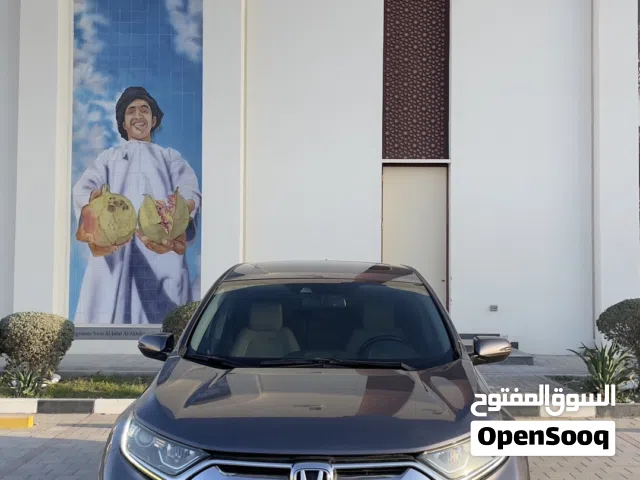 Used Honda CR-V in Al Dakhiliya