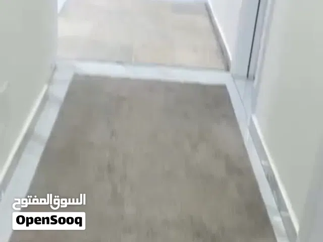 150 m2 3 Bedrooms Apartments for Sale in Ramallah and Al-Bireh Ein Munjid