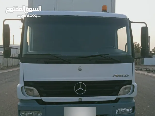شاحنه مرسيدس