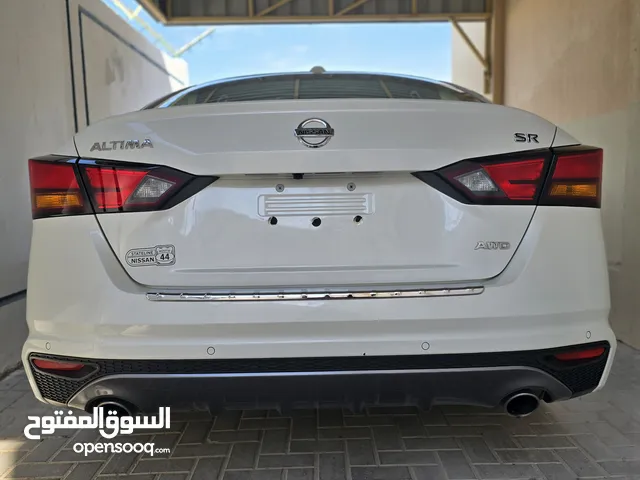 Used Nissan Altima in Sharjah