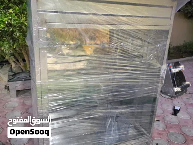 مكينه دجاج شبه جديده