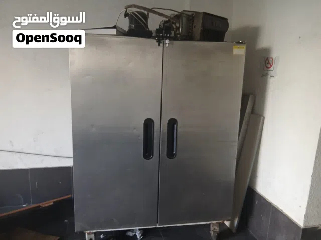 ثلاجه إيطالي بحالة جيدة جداً