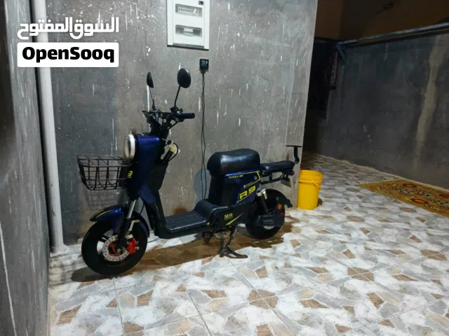 دراجة R9 للبيع
