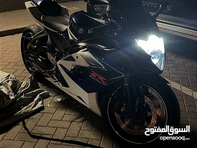 سوزوكي1000Rمسرفسه وجاهزه وتواير يداد مطلوب فيها 22الف وقابل للتفاوض بل مقدور عليه