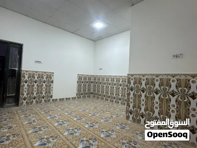 100 m2 2 Bedrooms Townhouse for Rent in Basra Qibla