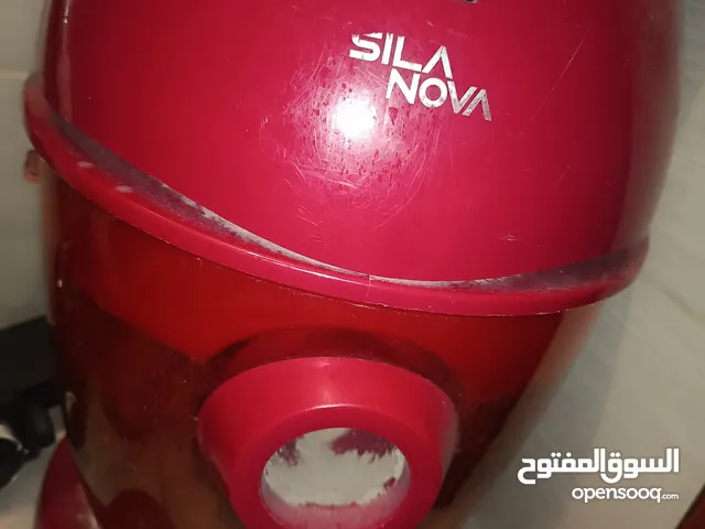 مكنسة كهربائية سيلا نوفا فلتر ماء لون خمري للبيع