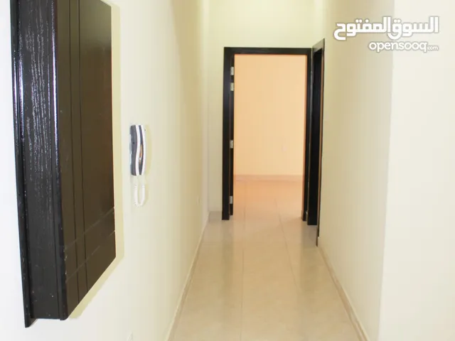Unfurnished Offices in Muharraq Arad
