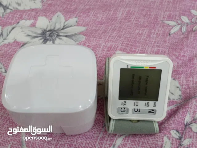 جهاز ضغط معصم الناطق ومعدل نبضات القلب مال الصليب الأحمر الاصلي