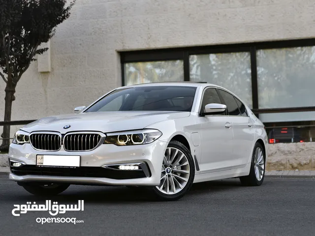 بي ام دبليو الفئة الخامسة بلج ان هايبرد 2019 BMW 530e Plug In Hybrid
