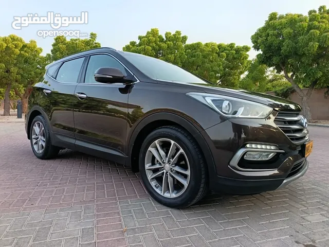 Used Hyundai Santa Fe in Muscat